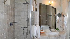 151 - Thematic Apartment - Hotel Villa Classica, Papa